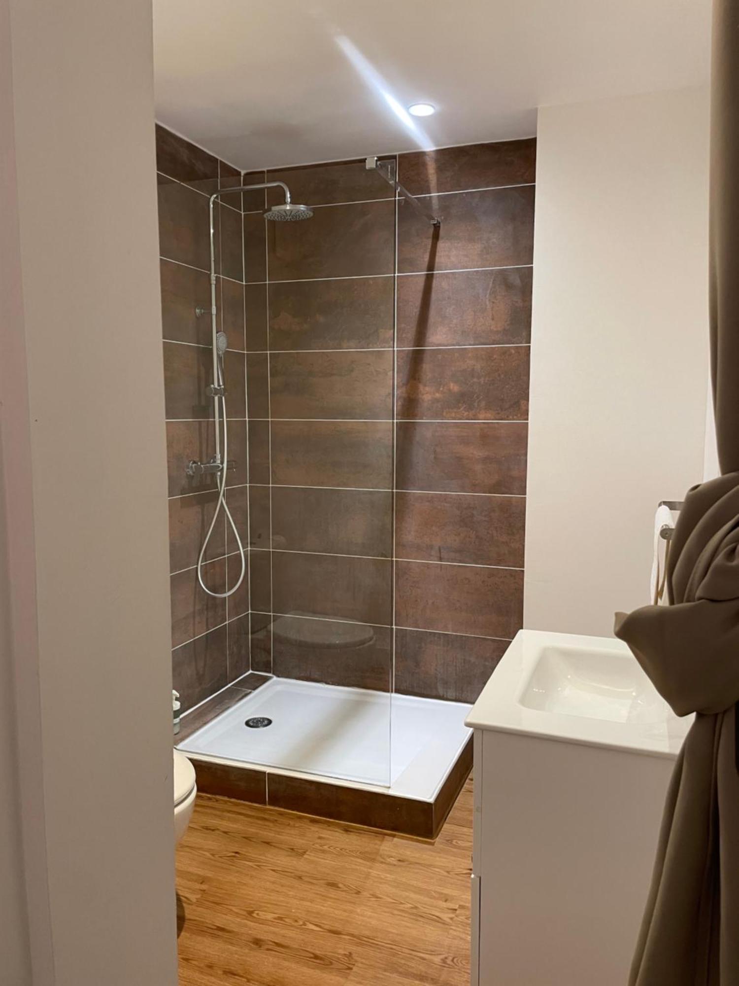 Hebergement Ornano Bordeaux Exterior foto